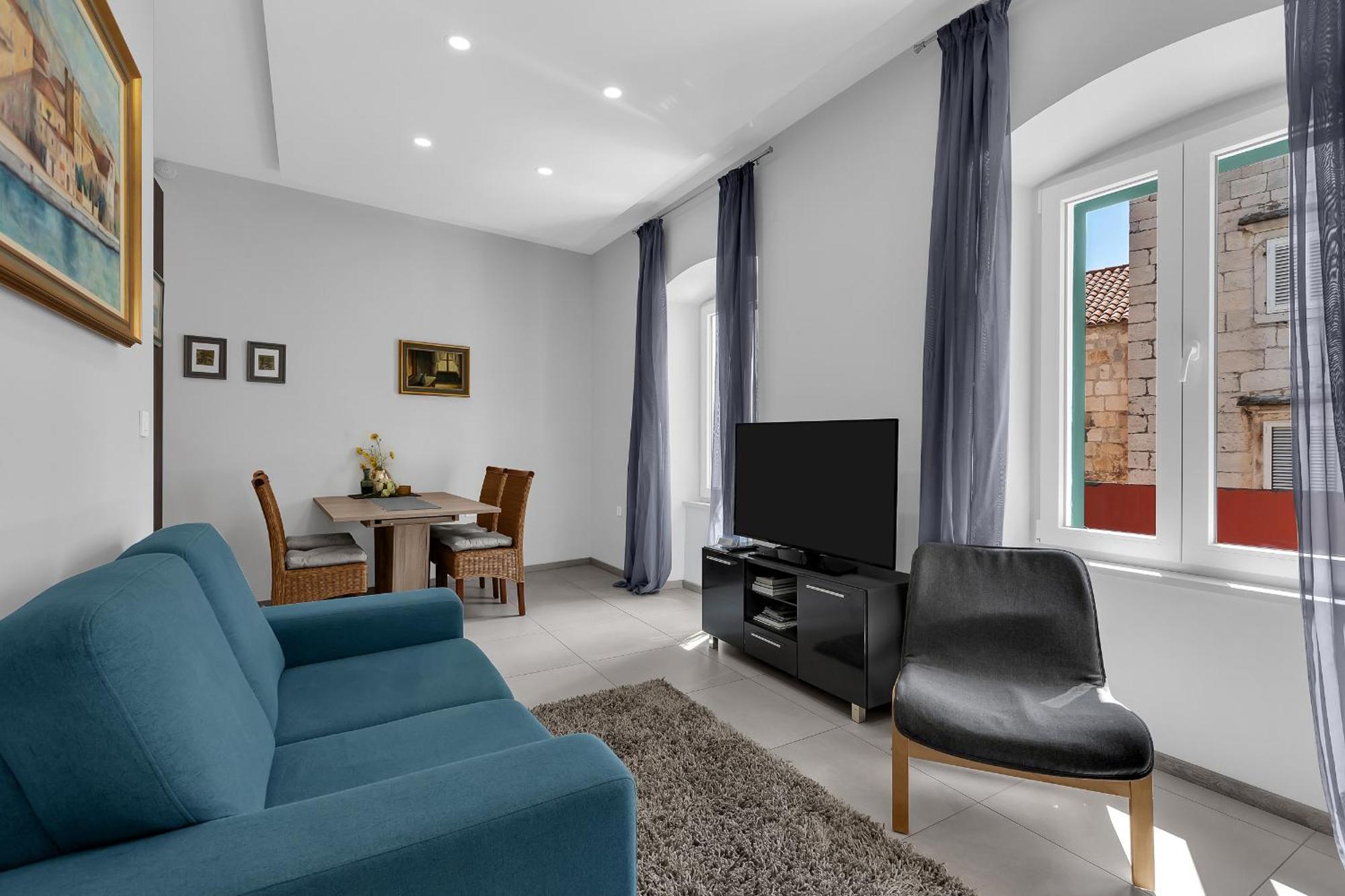 מאקרסקה City Center Apartment Dvor Kalalarga מראה חיצוני תמונה