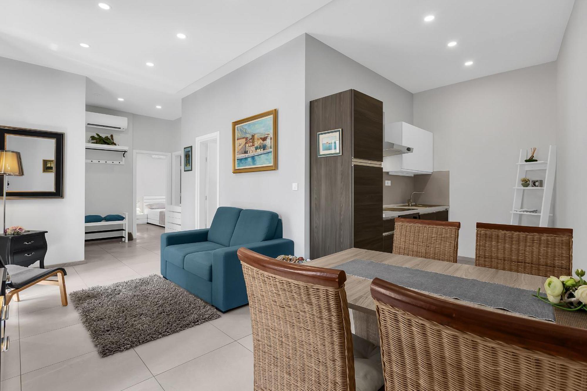 מאקרסקה City Center Apartment Dvor Kalalarga מראה חיצוני תמונה